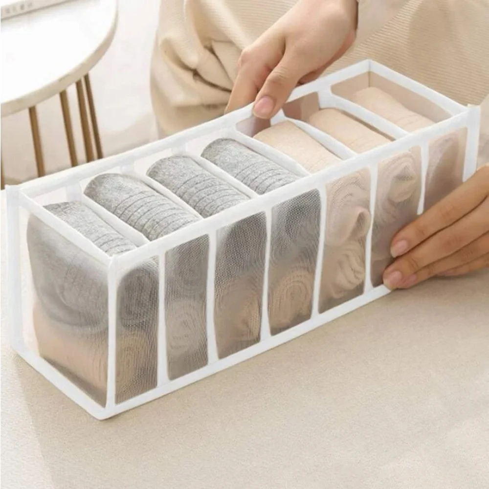 Storage box (1) • Perfect for socks, underwear, bras, etc!